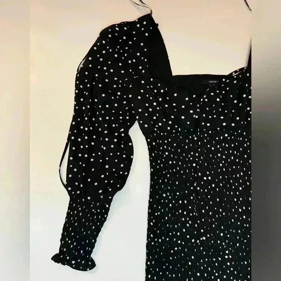 Forever 21 Women’s Polka Dot Smocked Long Sleeve Minidress Size Small - Picture 8 of 9